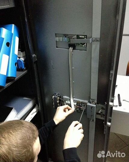 Вскрытие Установка Замков Рем Двери Открю Авто 24Ч