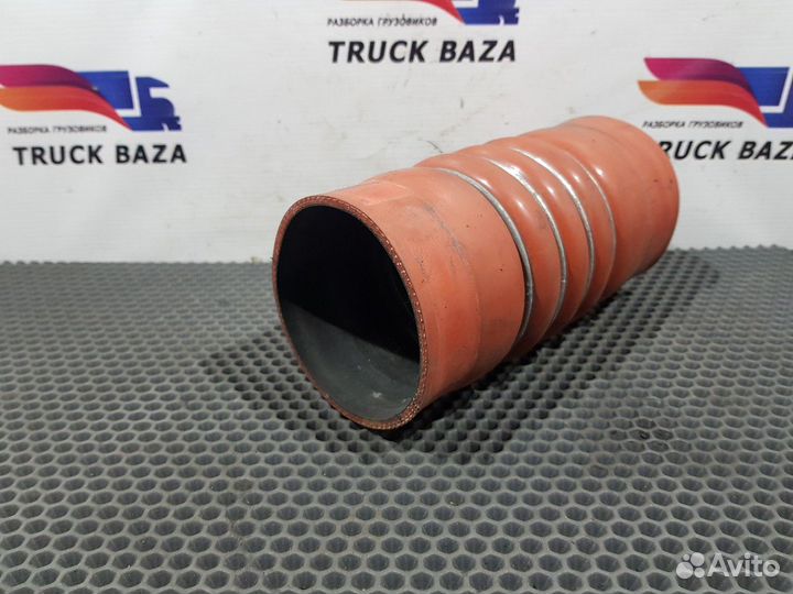 Патрубок интеркулера