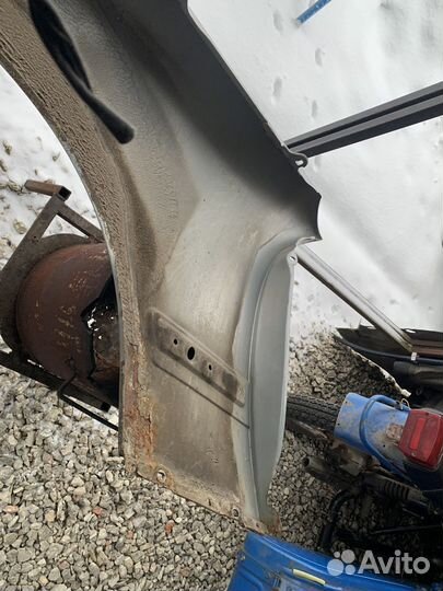 Крылья передние оригинал мерседес