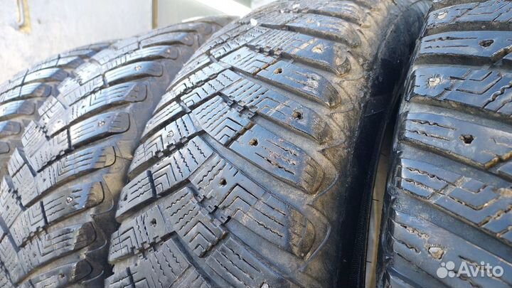 Goodyear UltraGrip Ice Arctic SUV 225/65 R17 102T