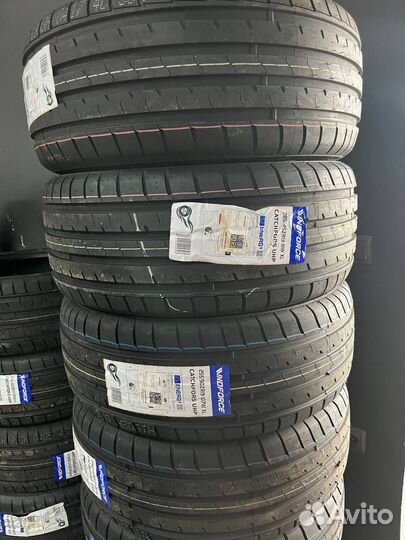 Windforce Catchfors UHP 255/50 R19 и 285/45 R19