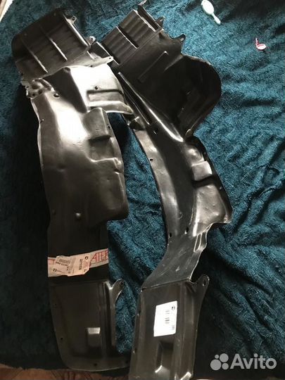 Lancer 9 подкрылки