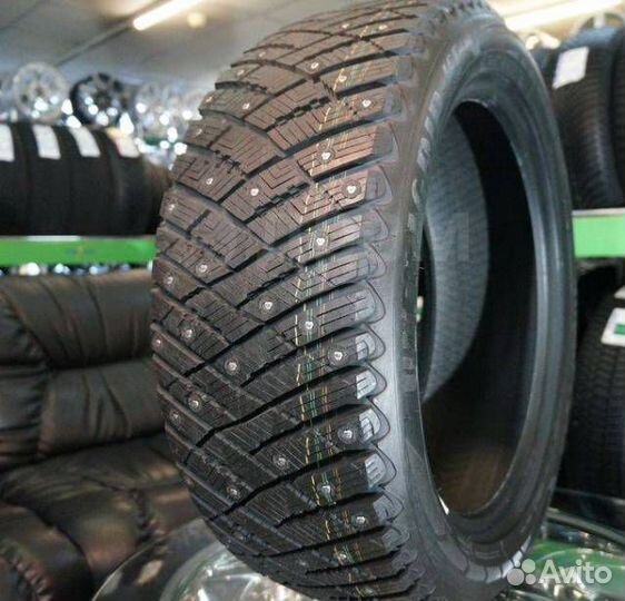 Goodyear Ultragrip Ice Arctic 235/45 R17 97T