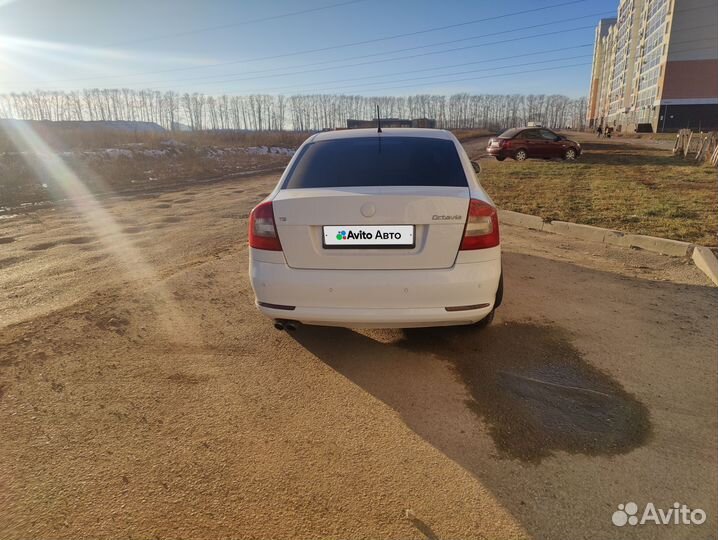 Skoda Octavia 1.8 МТ, 2010, 252 000 км