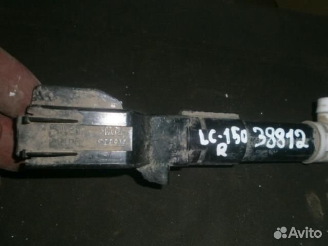 Форсунка омывателя toyota land cruiser 150 передня