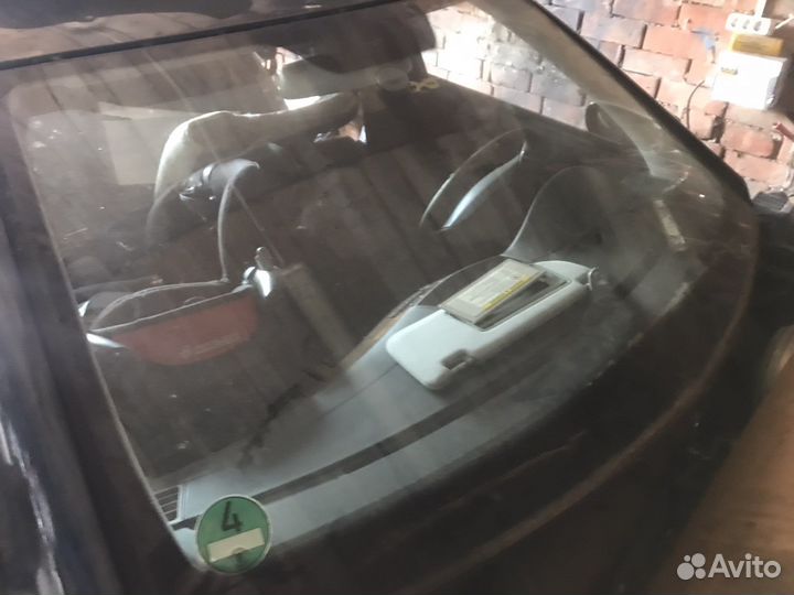 Стекло лобовое, заднее Mercedes W220