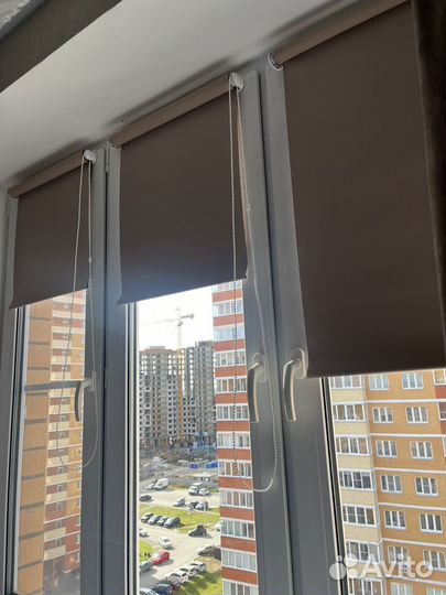 Жалюзи и рулонные шторы на окна