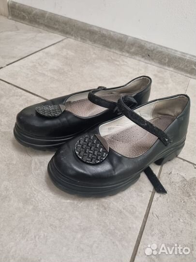 Кеды, слипоны, туфли 35 размер