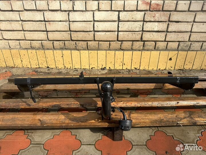 Фаркоп для Skoda Rapid 2/VW polo 6