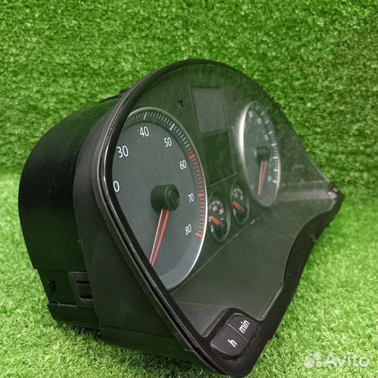 Панель приборов (щиток) Volkswagen Golf 5 2007