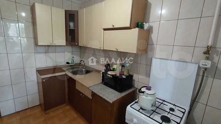 2-к. квартира, 48 м², 1/9 эт.