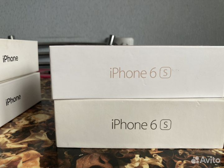 Корбки от iPhone