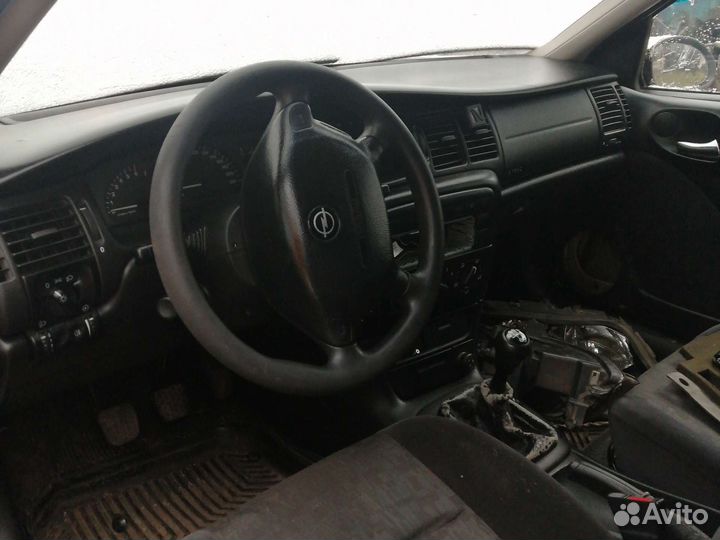 Opel Vectra B в разбор
