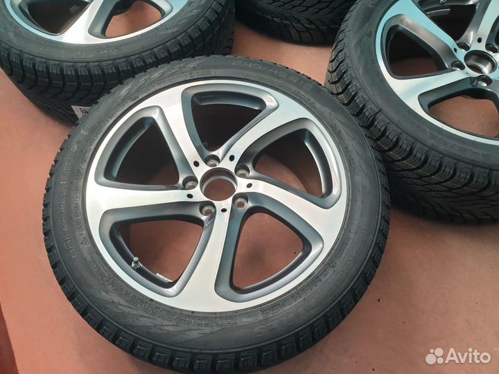 R18 Nokian Tyres Hakkapeliitta R3 245/45, PCD 5x112 DIA 66.6