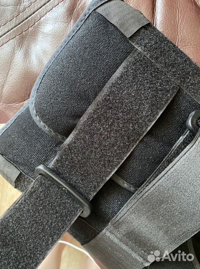 Тутор ортез на колено