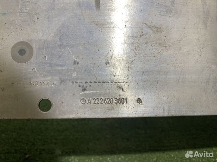 Передняя панель телевизор Mercedes-Benz S W222