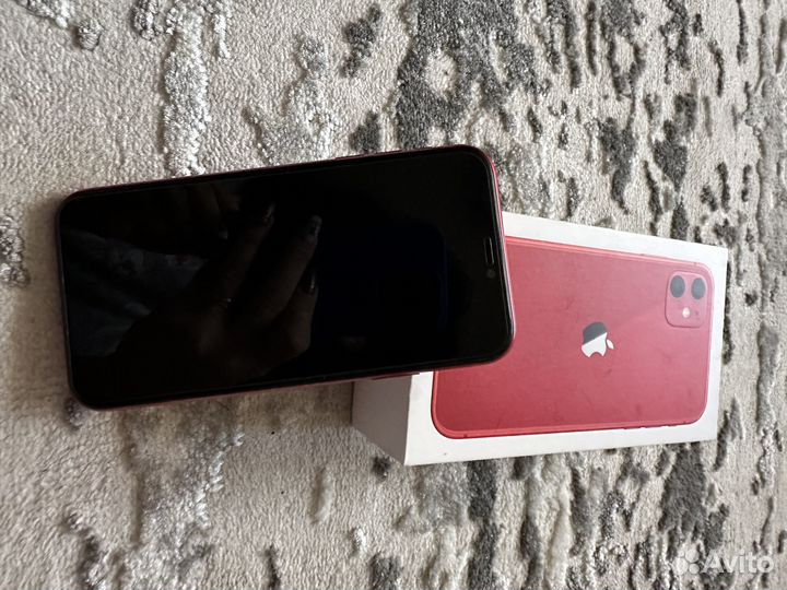 iPhone 11, 64 ГБ