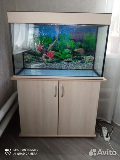 Аквариум с тумбой