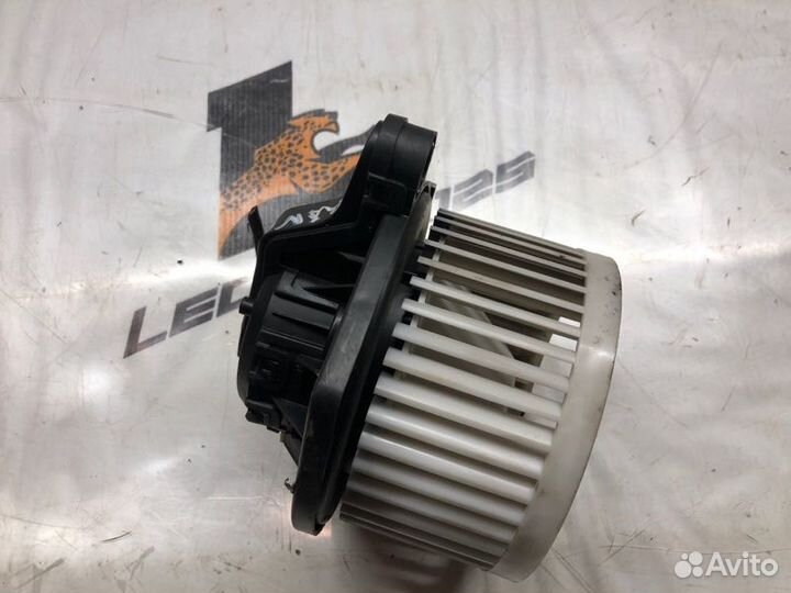 Моторчик печки Ssangyong Korando D20DT 2011