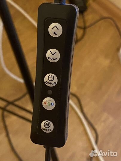 Кольцевая светодиодная лампа