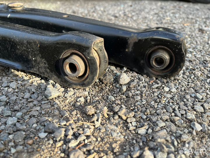 Mitsubishi Lancer 9 Задние рычаги OEM комплект