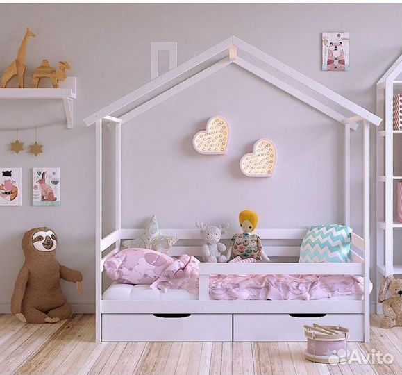 Детская кровать домик