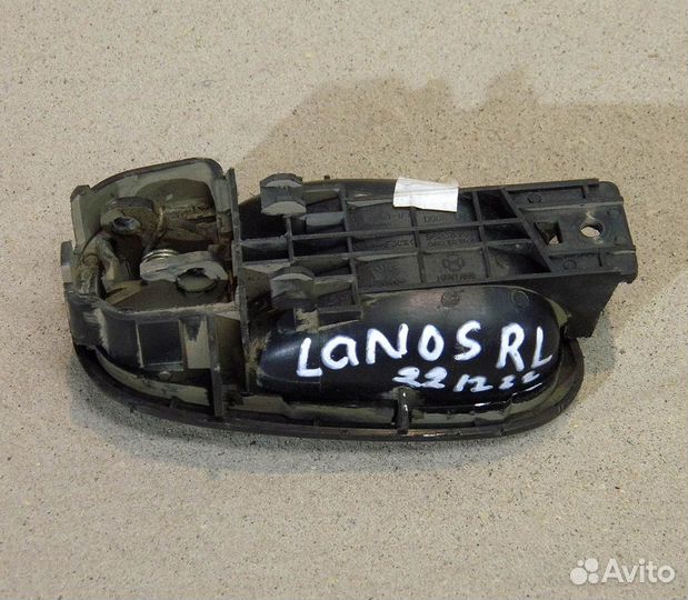 Ручка двери зад. левой внутренняя Chevrolet Lanos