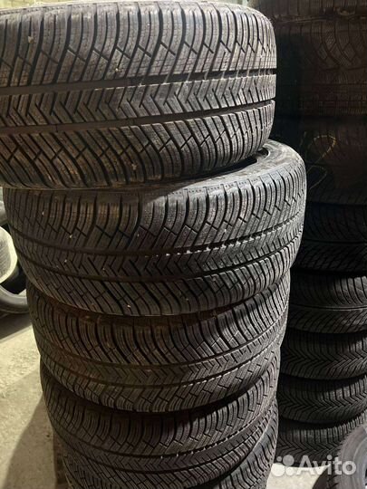 Michelin Pilot Alpin 255/45 R19