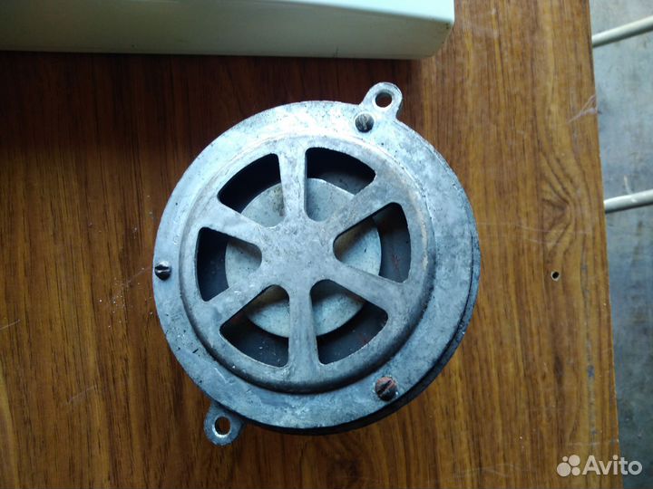 Сирена квартирной сигнализации новая