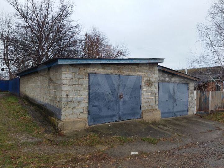 Дом 100 м² на участке 100 сот.