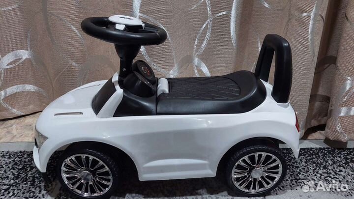 Машинка-каталка