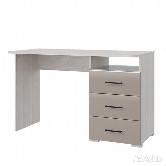 Стол компьютерный