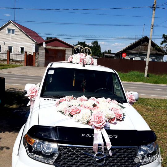 Украшения на машину