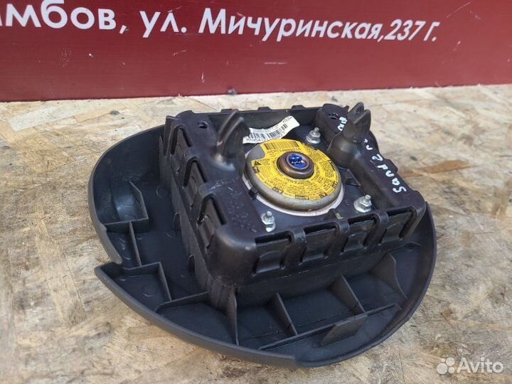 Подушка безопасности водителя Renault Sandero