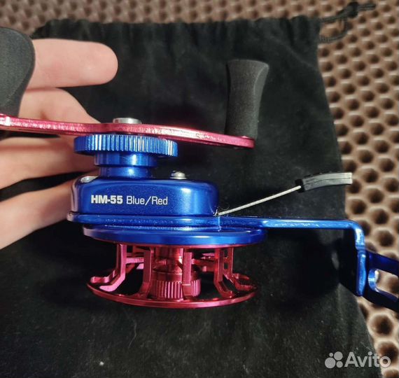 Зимняя катушка higashi hм-55 Blue/Red