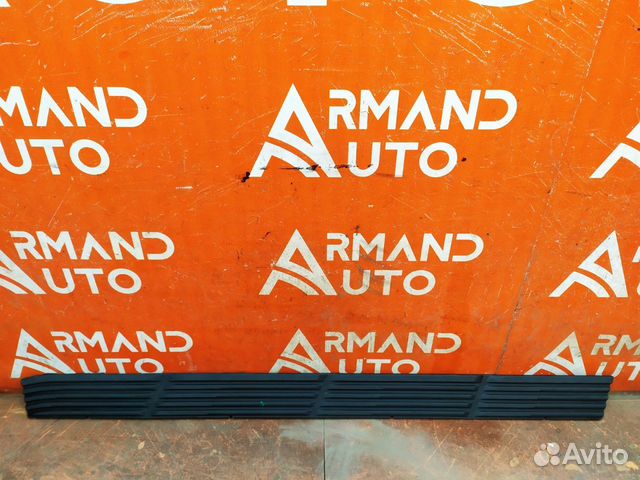 Накладка подножки правая Lexus Lx 3 URJ200 2015-Нв