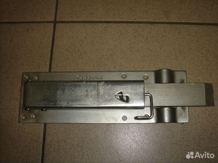 Замок бортовой накладной Schmitz R