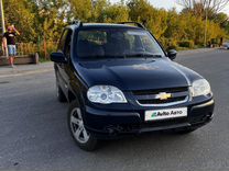 Chevrolet Niva 1.7 MT, 2013, 180 000 км, с пробегом, цена 630 000 руб.