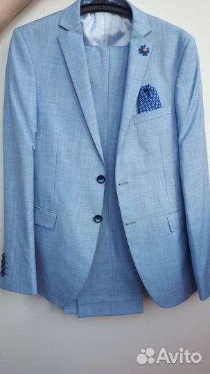 Костюмы,рубашки,брюки,джинсы,Капри,шорты,пиджаки,ф