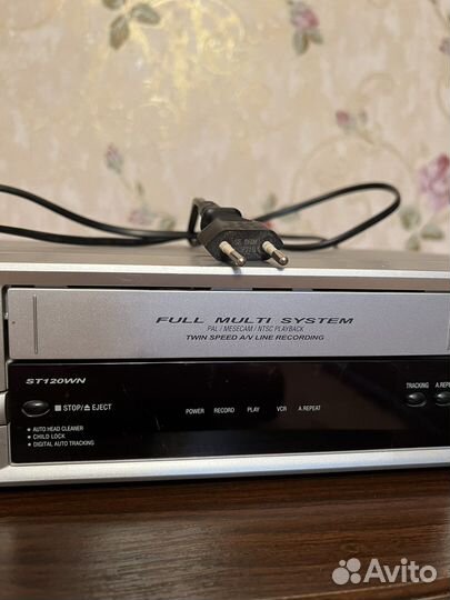 Видеомагнитофон daewoo