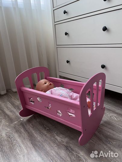 Детская кроватка для кукол