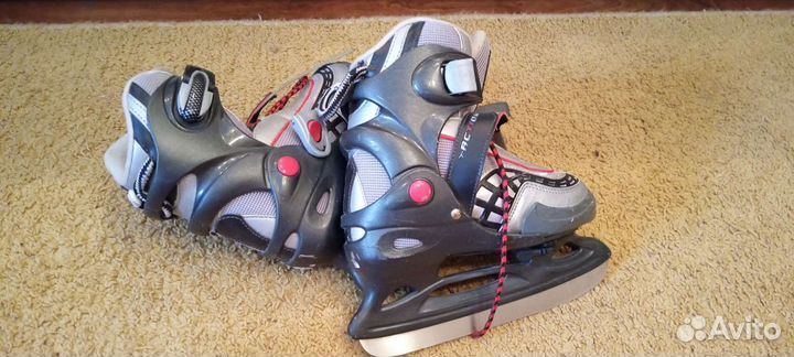 Коньки хоккейные