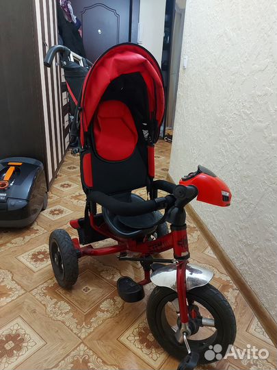 Детский 3х колесный велосипед с ручкой