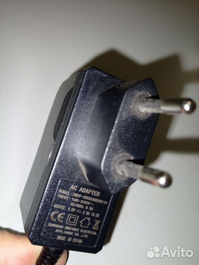 Блок питания 5V 2A 5.5 x 2.1 для приставок