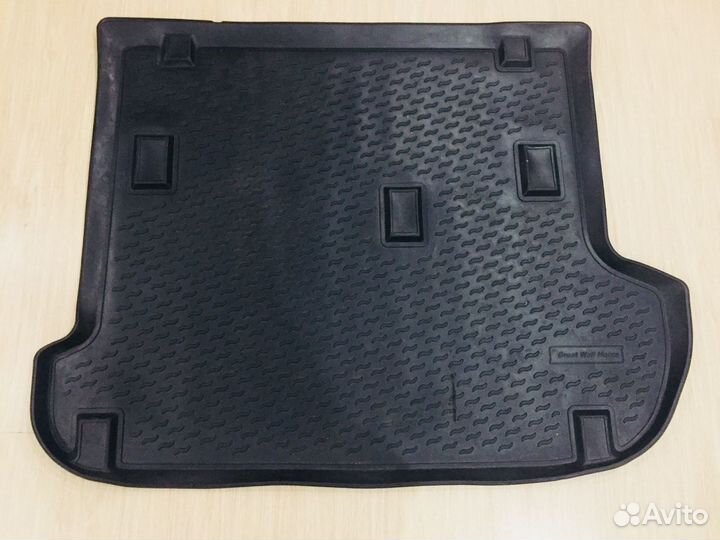 Коврик в багажник