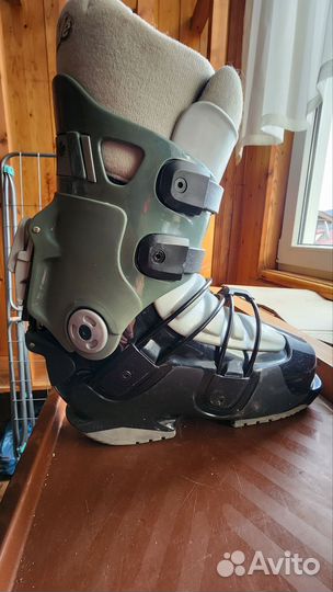 Жесткие сноубордические ботинки Raichle 323