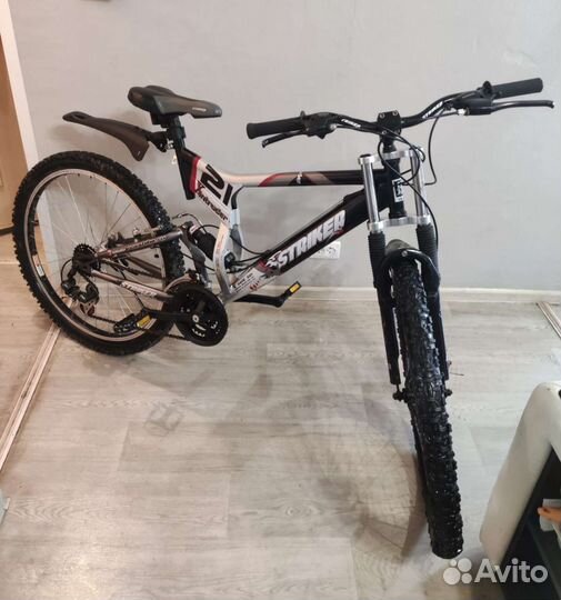 Скоростной горный двухподвесный велосипед Striker