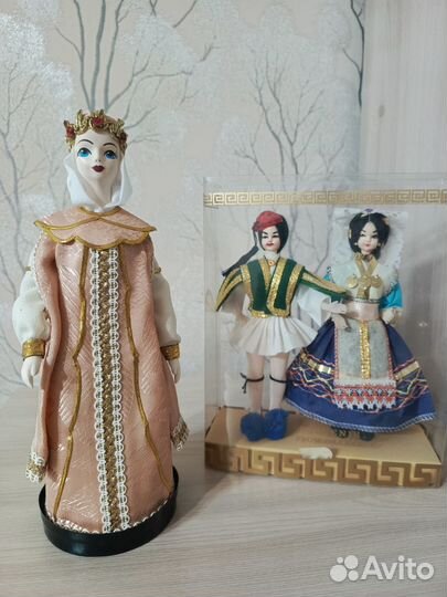 Куклы коллекционные привозные 2000-е