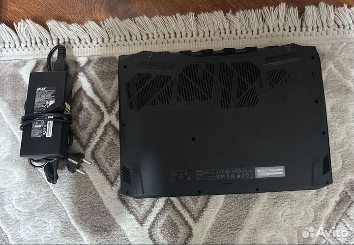 Acer Nitro 5 i5-9300H/12Gb/IPS/GTX1050