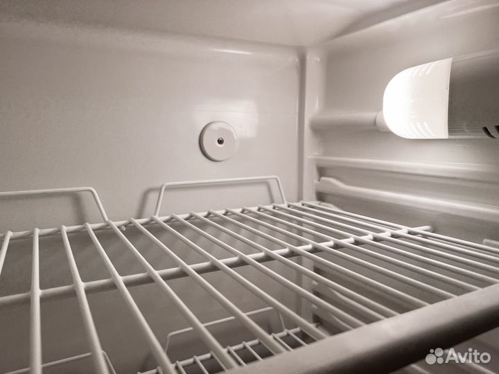 Рабочий холодильник Stinol 101 Q.001 Стинол